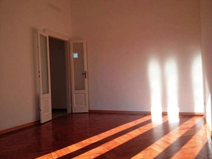 Appartamento bilocale in affitto in Via Carlo Pisacane, Indipendenza, Milano