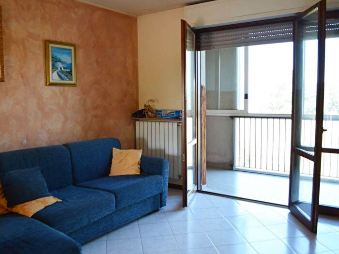 Appartamento trilocale in affitto in Via Ugo La Malfa, Mezzate, Peschiera Borromeo