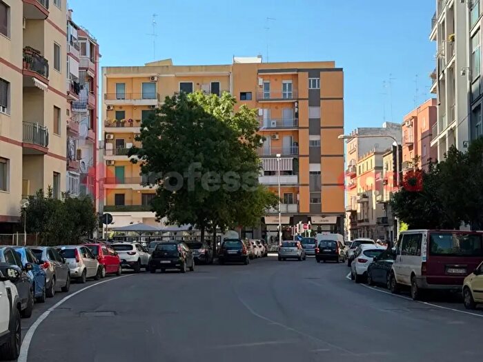 Appartamento trilocale in vendita in Via Pasubio, Bari