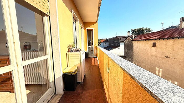 Case in Vendita e in Affitto - 3