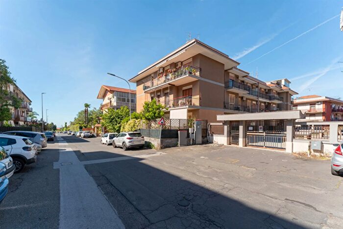 Appartamento quadrilocale in vendita in Via Treviso Mascalucia, Mascalucia