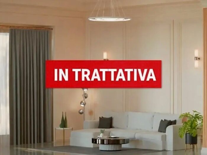 Appartamento trilocale in vendita in Via Annia Faustina, Roma