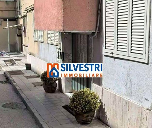 Appartamento quadrilocale in affitto in Via Salvo dAcquisto, Rione Libertà, Benevento