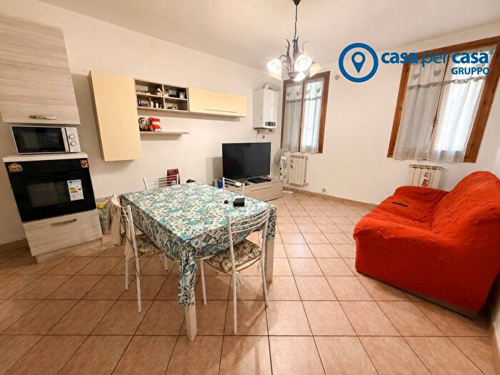 Appartamento trilocale in affitto in Via Francesco Bocchi, Centro, Adria