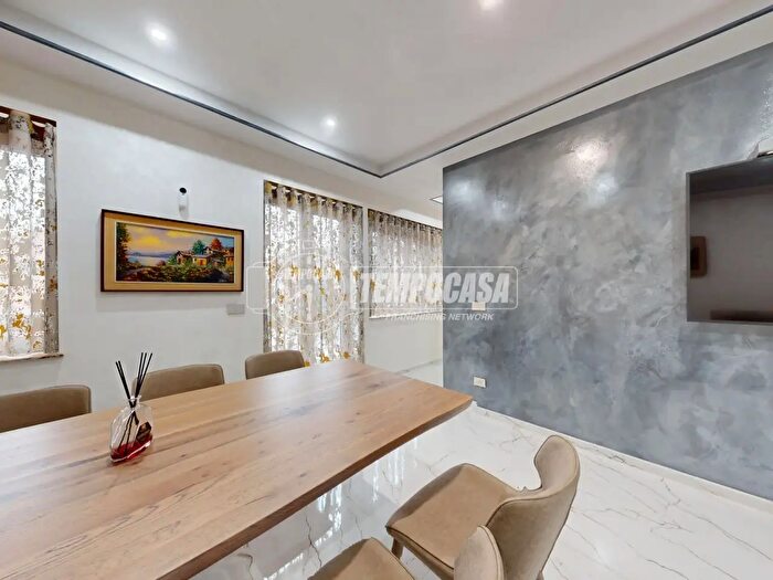 Appartamento quadrilocale in vendita in Settimo Torinese