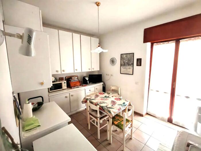 Appartamento con 6 locali in vendita in Via Adda, Siracusa