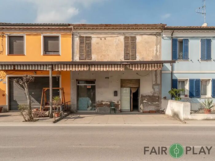 Casa quadrilocale in vendita in Ravenna