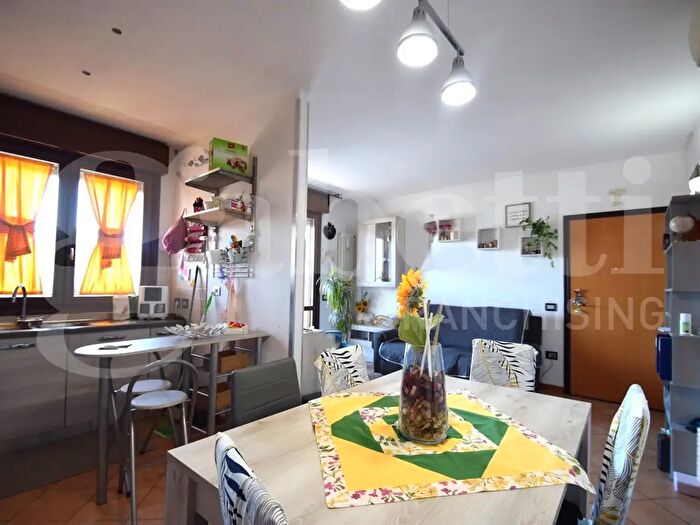Appartamento quadrilocale in vendita in Via Ferranti, San Pietro In Casale