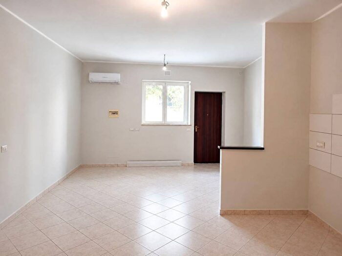 Appartamento bilocale in affitto in Via Pietro Castelli, Gravitelli, Messina