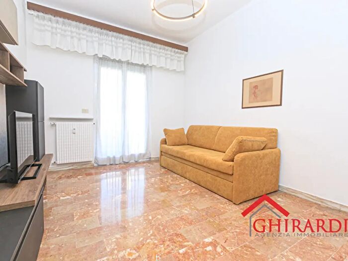 Appartamento con 5 locali in affitto in Via Chiaravagna b, Genova