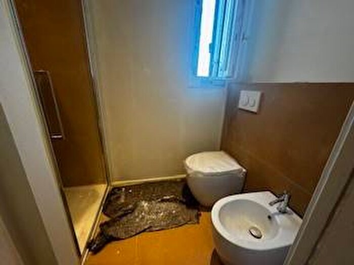 Appartamento con 5 locali in affitto in Viale Ludovico Antonio Muratori, SantAgnese Università, Modena