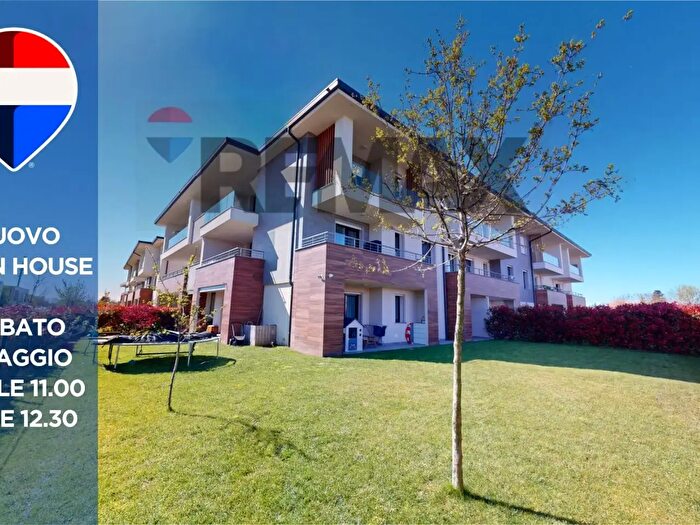 Appartamento quadrilocale in vendita in Via Padre Turoldo, Cernusco Sul Naviglio