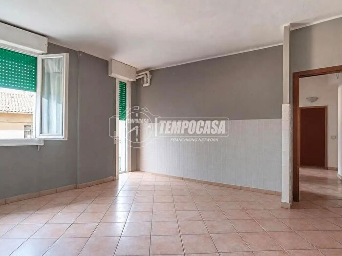 Appartamento trilocale in vendita in Via Giuseppe Sforza, Reggio nell'Emilia