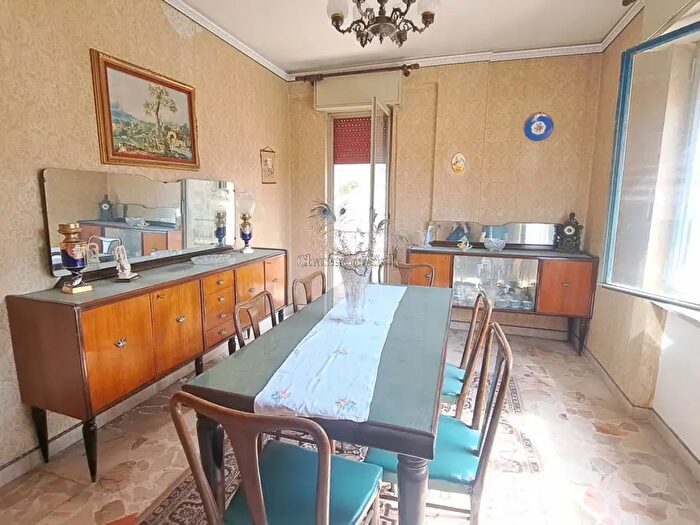 Appartamento quadrilocale in vendita in Corso Umberto I, Modica