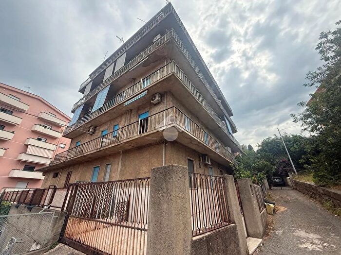 Appartamento quadrilocale in vendita in Via Mons Italo Calabrò, Reggio Calabria