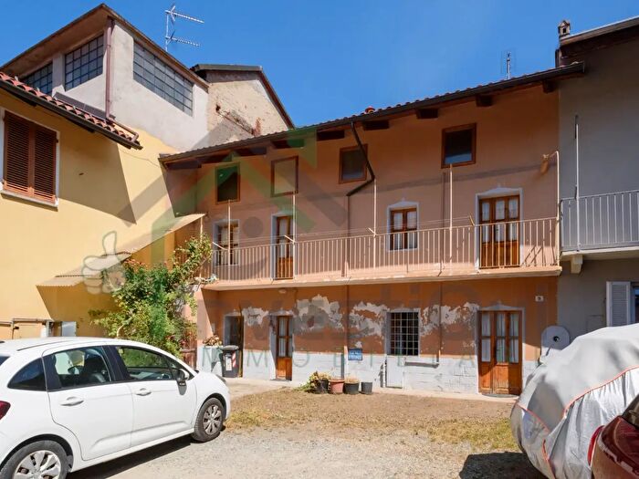 Casa quadrilocale in vendita in Via Giacomo Matteotti, Cirie'