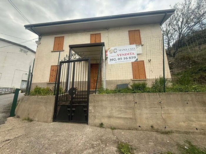 Casa trilocale in vendita in Via Romualdo Montagna, Cosenza