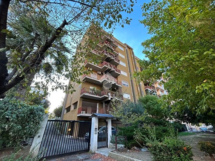 Appartamento quadrilocale in vendita in Via Cesare Gabriele, Cosenza