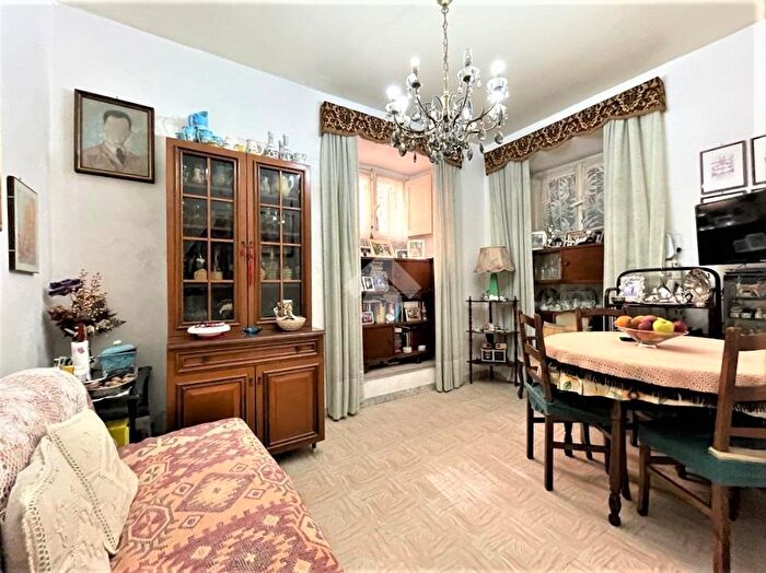 Appartamento bilocale in vendita in Via Lomellina, Roma