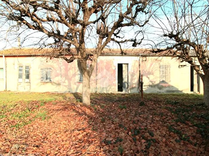 Casa trilocale in vendita in Via Renato Medri, Cesena