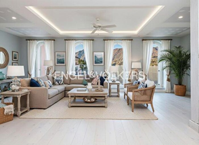 Appartamento bilocale in vendita in Piazza Camillo Benso di Cavour, Claino Con Osteno