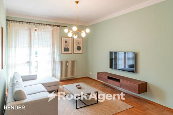 Appartamento trilocale in vendita in Via Augusto Monti, Asti