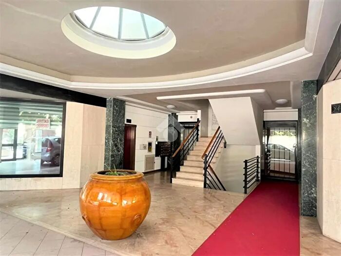 Appartamento trilocale in affitto in Via Manzoni, Perugia
