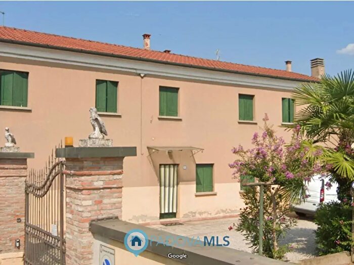 Casa con 7 locali in vendita in Padova