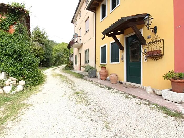 Casa quadrilocale in vendita in Via Cavallaro, Arzignano