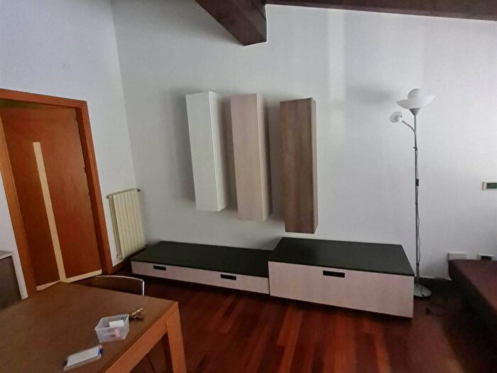 Appartamento bilocale in affitto in PIAZZA GIORGIONE, Castelfranco Veneto