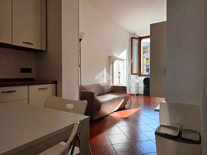 Appartamento bilocale in affitto in Via Cenisio, Milano