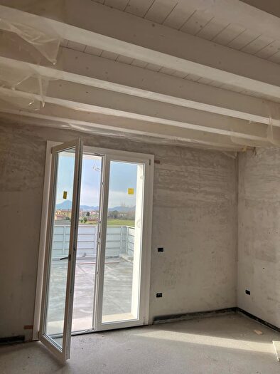 Appartamento quadrilocale in vendita in Via Kolbe, Pozzonovo