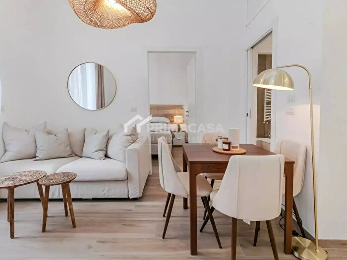 Appartamento trilocale in vendita in Milano