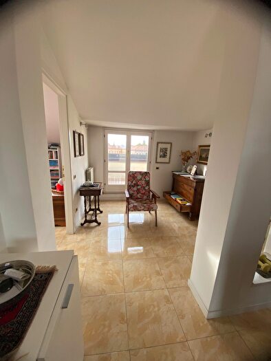 Appartamento con 5 locali in vendita in Piacenza