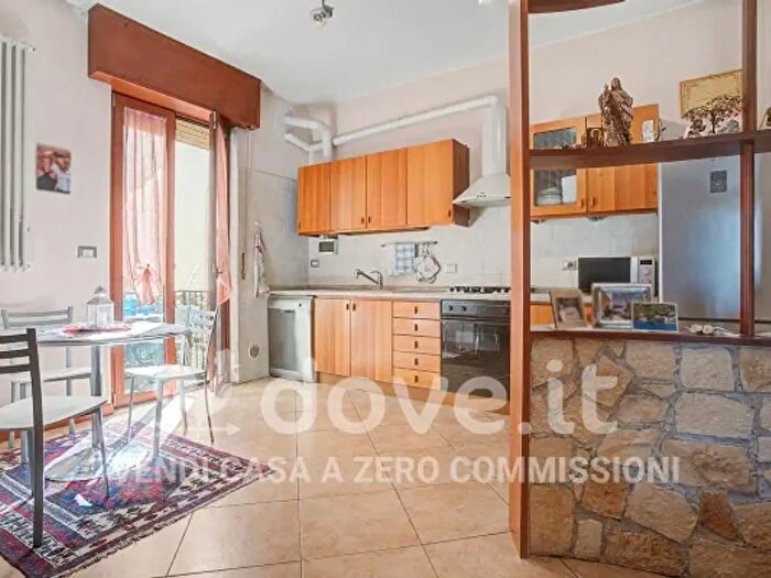 Appartamento quadrilocale in vendita in Via Ludovico Ariosto, Verona