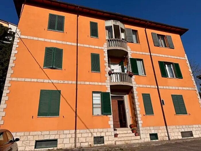 Appartamento trilocale in vendita in Via Mariano Piervittori, Perugia