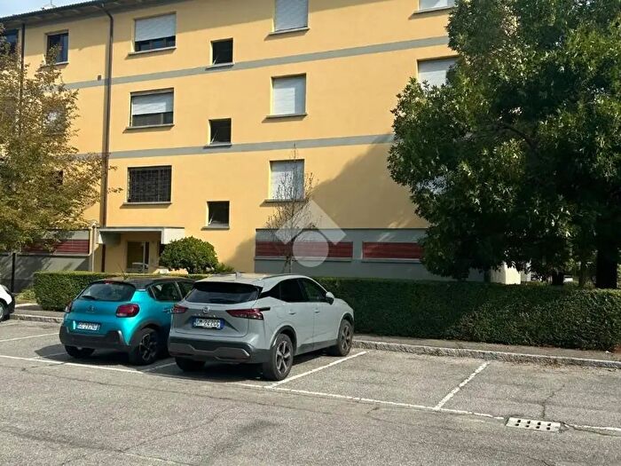 Appartamento quadrilocale in vendita in Via San Donato, Granarolo Dell'Emilia