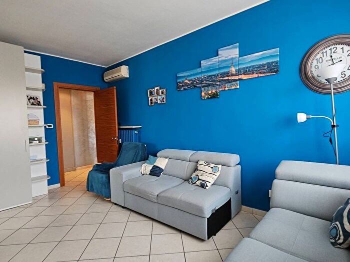 Appartamento trilocale in affitto in Corso Racconigi, San Paolo, Torino