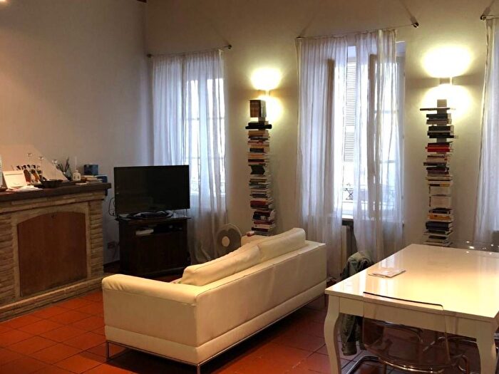 Appartamento trilocale in affitto in Borgo San Silvestro, Centro Storico, Parma