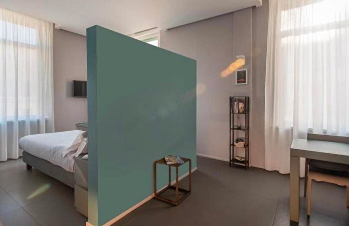 Appartamento bilocale in affitto in Via Giovan Battista Pergolesi, Mergellina Piedigrotta, Napoli