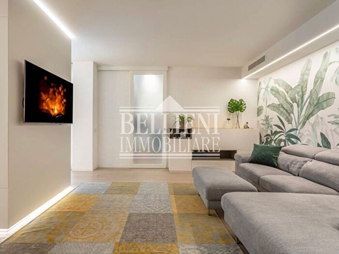 Appartamento trilocale in affitto in Contrà Santa Corona, Centro Storico, Vicenza