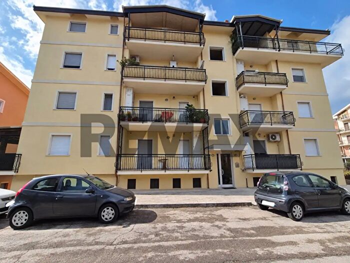 Appartamento quadrilocale in vendita in Traversa Oriente, Fossacesia