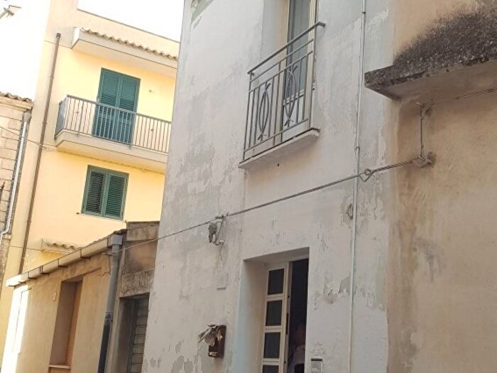 Casa trilocale in affitto in Modica Alta, Modica