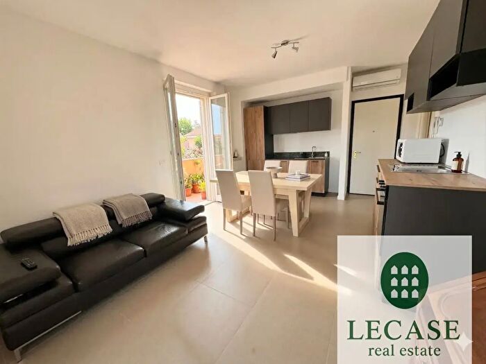 Appartamento quadrilocale in vendita in Via Pisa, Massa