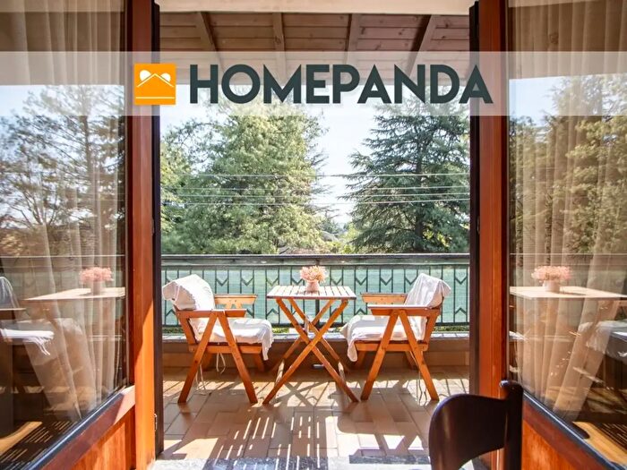 Appartamento trilocale in affitto in Via Rosselli, Sesto Calende