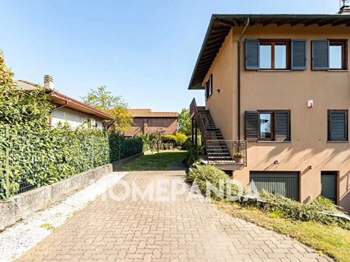 Case in Vendita e in Affitto - 2