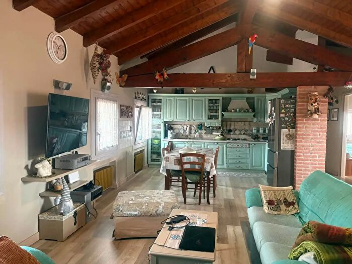 Appartamento trilocale in vendita in Gambolo