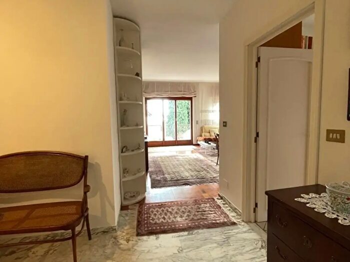 Appartamento con 6 locali in vendita in Corso degli Inglesi, Sanremo