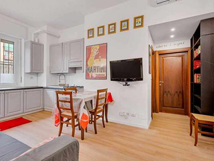 Appartamento bilocale in affitto in Via Giovanni Nicotera, Affori, Milano