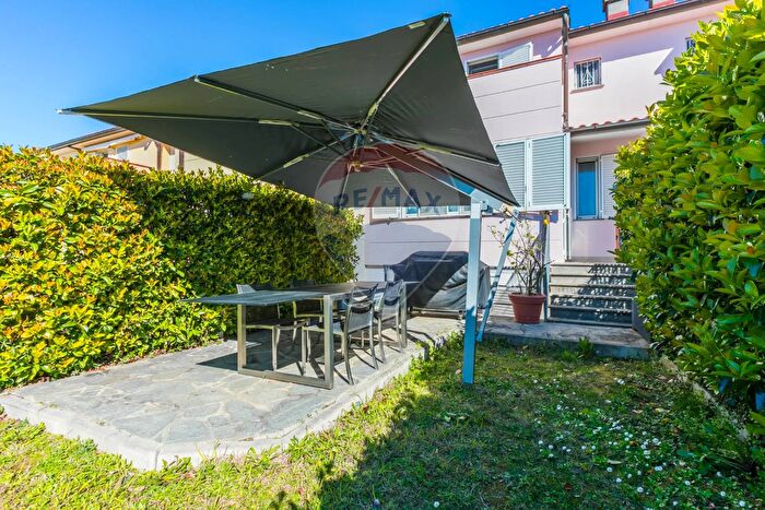 Casa con 7 locali in vendita in Via Tommaso Campanella, Livorno